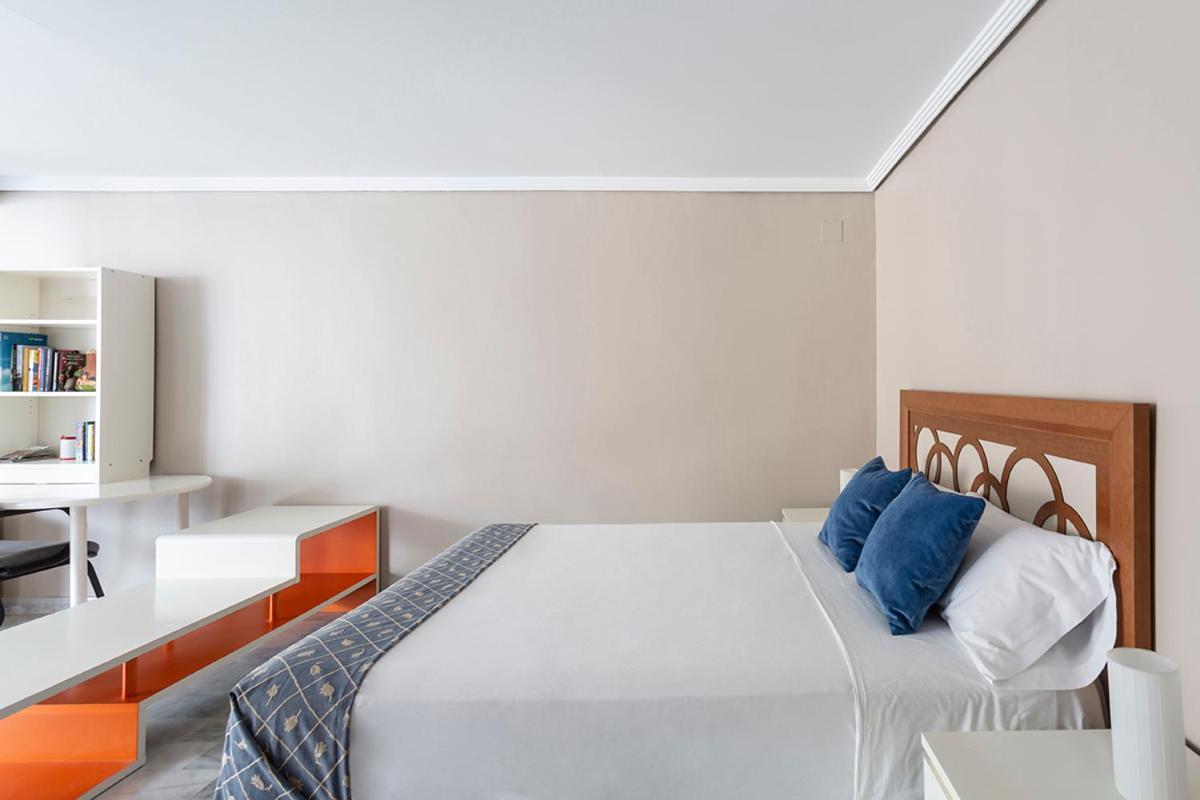 Francos 3 Sevilla Urban Apartment Екстериор снимка