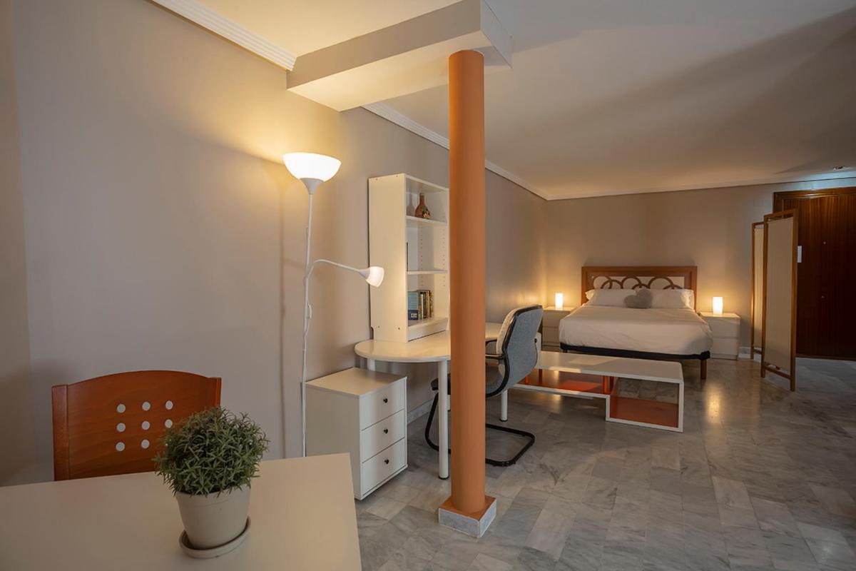 Francos 3 Sevilla Urban Apartment Екстериор снимка